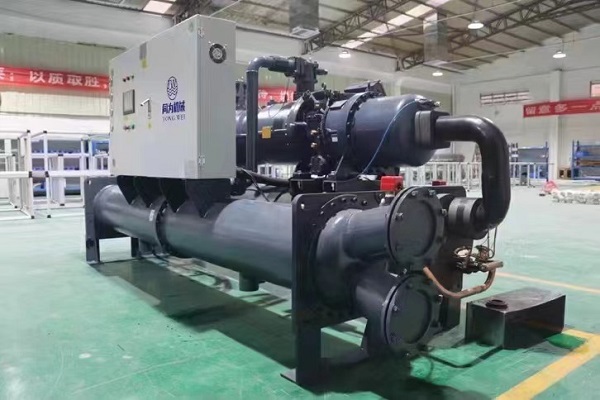 পরিবর্তনশীল ফ্রিকোয়েন্সি চিলার বনাম ফিক্সড ফ্রিকোয়েন্সি চিলার: আপনার প্রক্রিয়ার জন্য কোনটি বেশি উপযুক্ত?