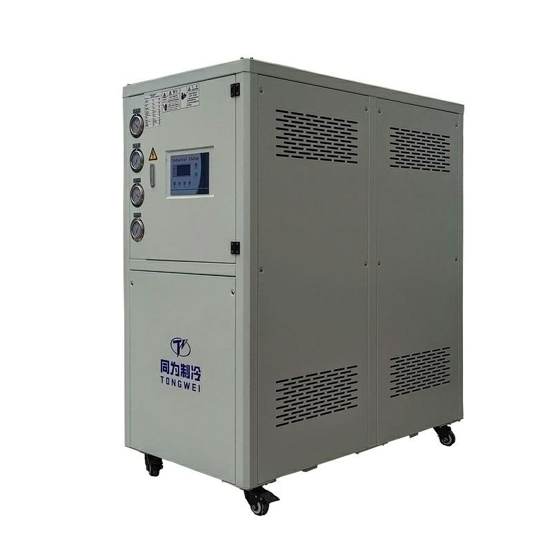 8 টন 30KW রিসার্কুলেটিং ওয়াটার চিলার